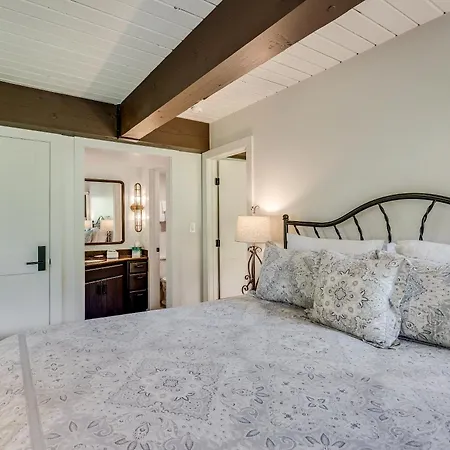 Interlude Condominiums 2-Bedroom Unit 204-3